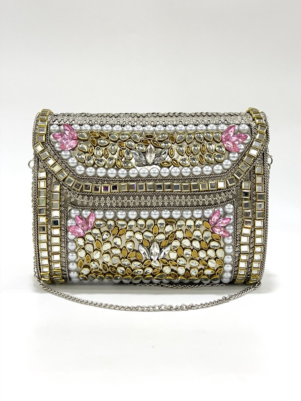 Artisan Glow Kundan Clutch Box